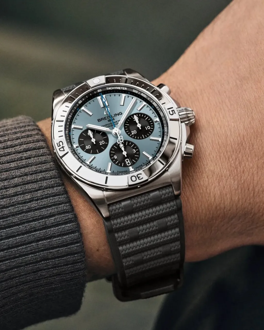 New Chronomat B01 Chrono Ice Blue 42 mm Til Han