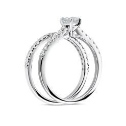 Fashion Bridal Eternity diamantring i hvitt gull emerald cut 0,60 ct Ringer