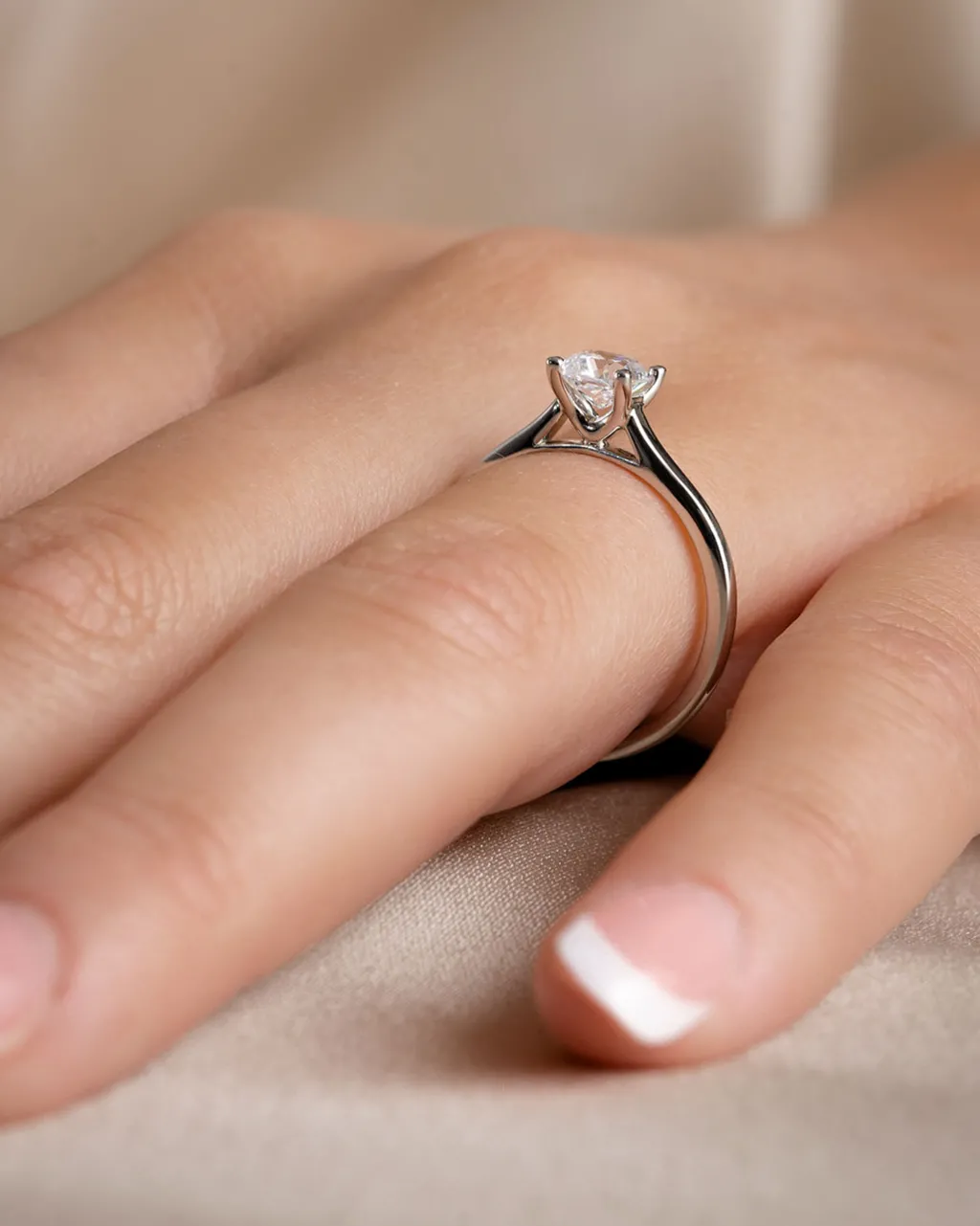 New Bridal Eternity enstens diamantring cushion 0,70 ct Ringer