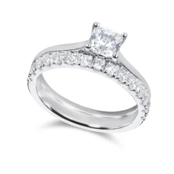 New Bridal Eternity enstens diamantring cushion 0,70 ct Ringer