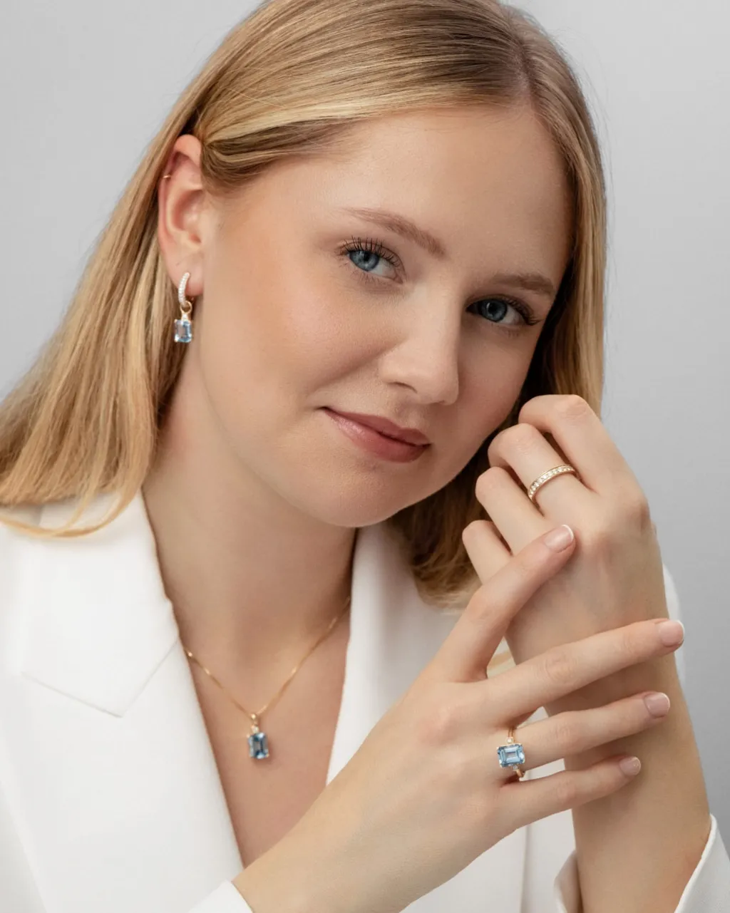 Hot Charms i gult gull med topas og diamanter Ørepynt