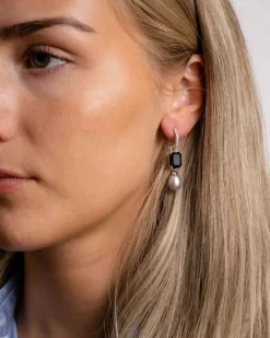 Fashion Charms i hvitt gull med sort agat og perle Ørepynt