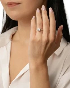 Best 0,55 ct diamantring i gult gull brilliant og princess cut Ringer