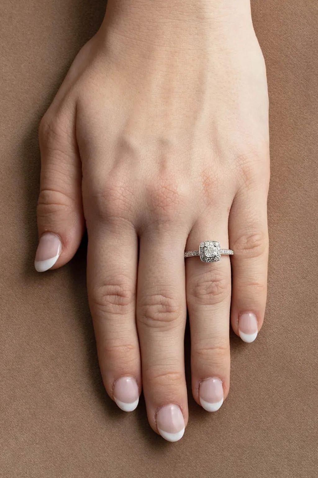 Hot Diamantring med cushion cut 0,98 ct Ringer
