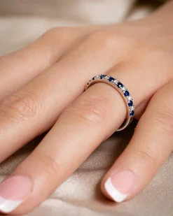New Diamantring med safirer på rekke Ringer