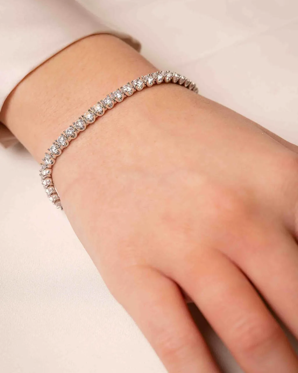 Hot Ekslusivt tennisarmbånd 7,00 ct i hvitt gull Armbånd
