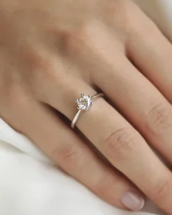 Clearance Elegance diamantring 0,70 ct Ringer