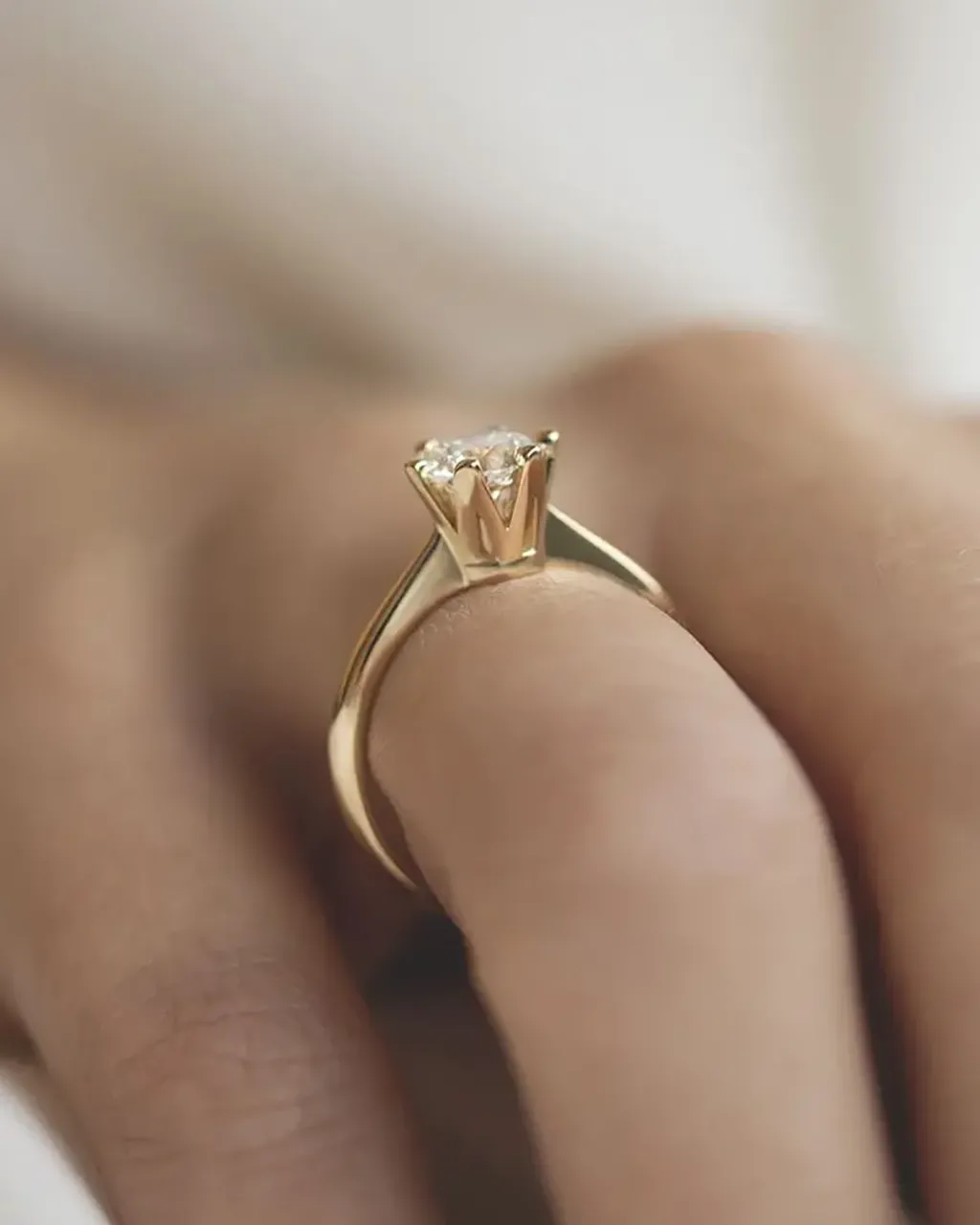 Discount Elegance diamantring 1,01 ct gult gull Ringer