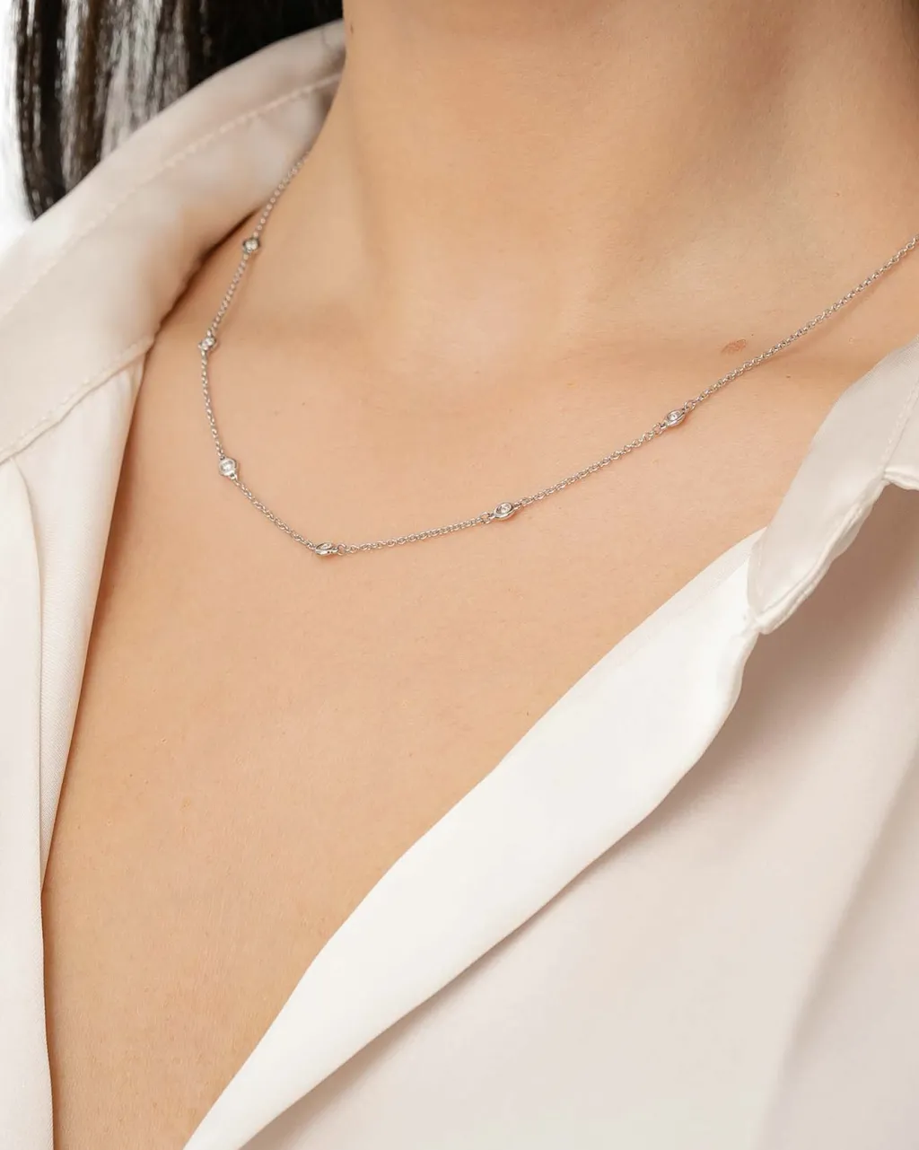 New Ertekjede i hvitt gull med diamanter 0,12 ct Halssmykker