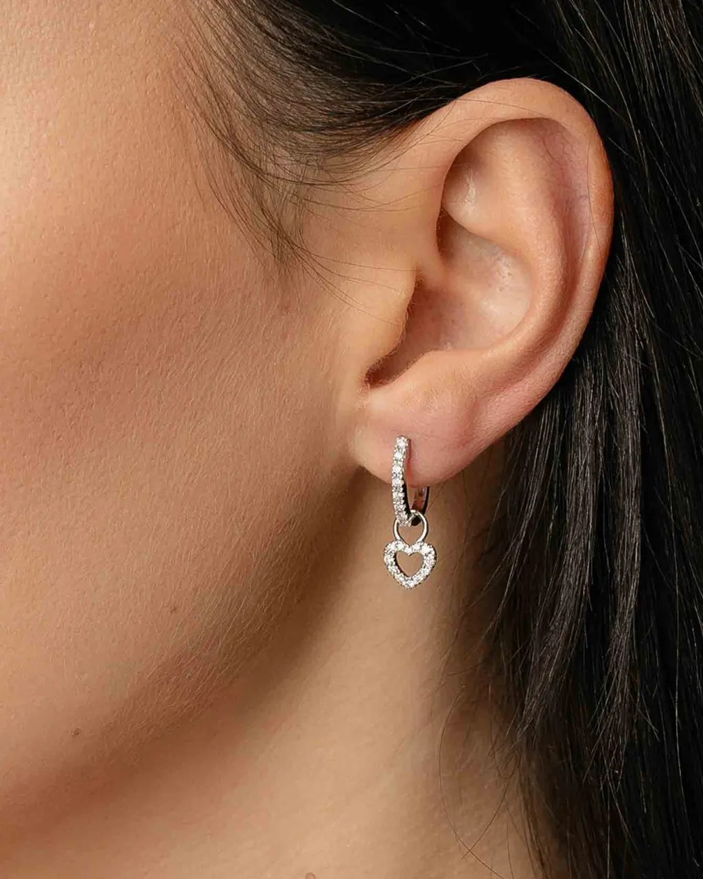 Discount Hjerteformede Joy charms i hvitt gull med diamanter 0,20 ct Ørepynt