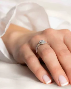 Hot Hvitt gull ring med akvamarin og diamanter Ringer