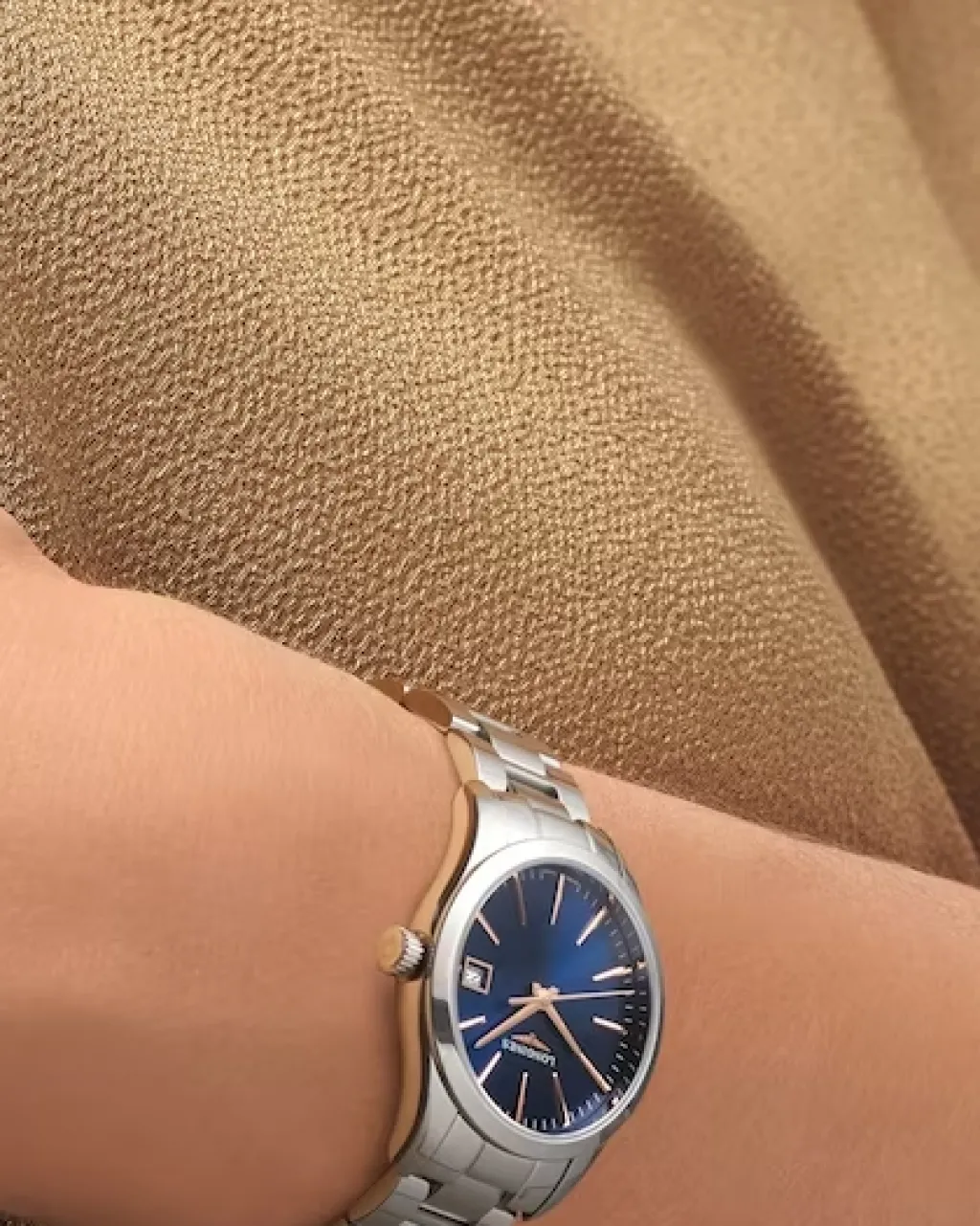 Hot Conquest Classic blå 34 mm Til Henne