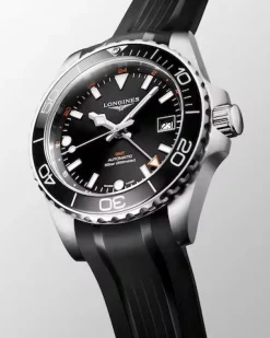 Discount HydroConquest GMT svart 41 mm Til Han