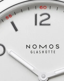 Clearance NOMOS Glashütte Club Automatic Date 41,5 mm hvit skive Til Han