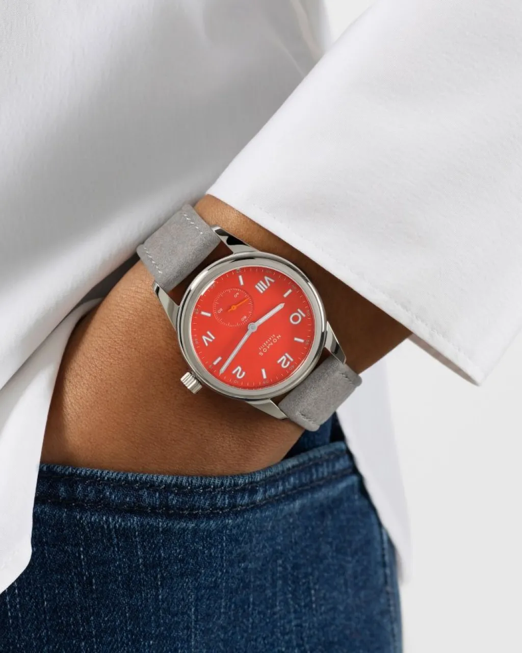 Sale NOMOS Glashütte Club Campus nonstop rød 36 mm Til Henne | Til Han