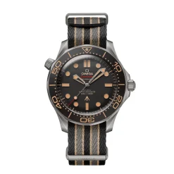 Clearance Seamaster Diver 007 Edition NATO-rem 42 mm Dykkerklokker | Til Han
