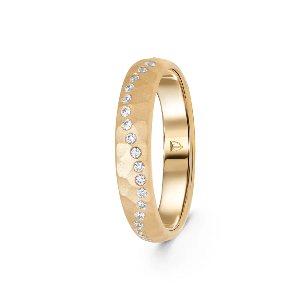 Clearance Promise Design hamret ring i gult gull 0,18 ct Ringer