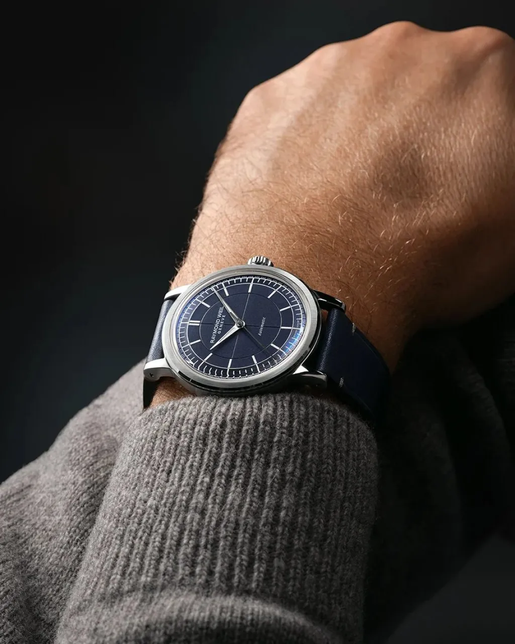 Discount Millesime blå 39,5 mm Dressklokker | Til Han