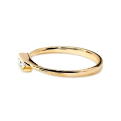 Discount Ring i gult gull med diamanter 0,06 ct. Ringer