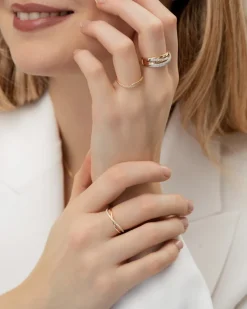 Online Ring i gult gull med kryssende bånd 0,16 ct Ringer