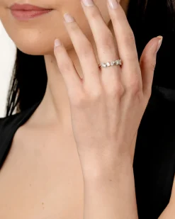 Sale Ring i hvitt gull med asymmetriske diamanter 0,97 ct Ringer