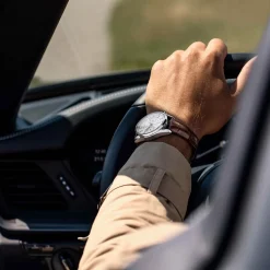 Online Carrera Elegant 42 mm skinnrem Til Han